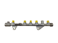 Einspritzleiste Kraftstoffverteiler 8200750048 0445214158 1.9 dci Renault