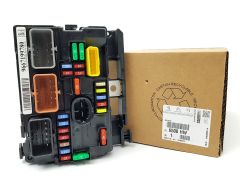 Sicherungskasten Relaiskasten Original Citroen Peugeot C2 C3 DS3 207 1007 6500HW
