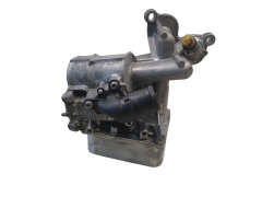 Ölfiltergehäuse 8200781898 2.0 DCI Renault Nissan Opel Trafic 2 1110