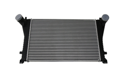 Laderluftkühler 5Q0145803K 11451451901 VW Audi Seat Skoda