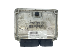 Steuergerät 038906012A 0281010120 Audi Bosch 63695