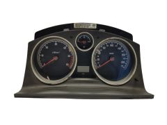 Tacho Kombiinstrument Opel Astra H Zafira B 13267567UX 2395