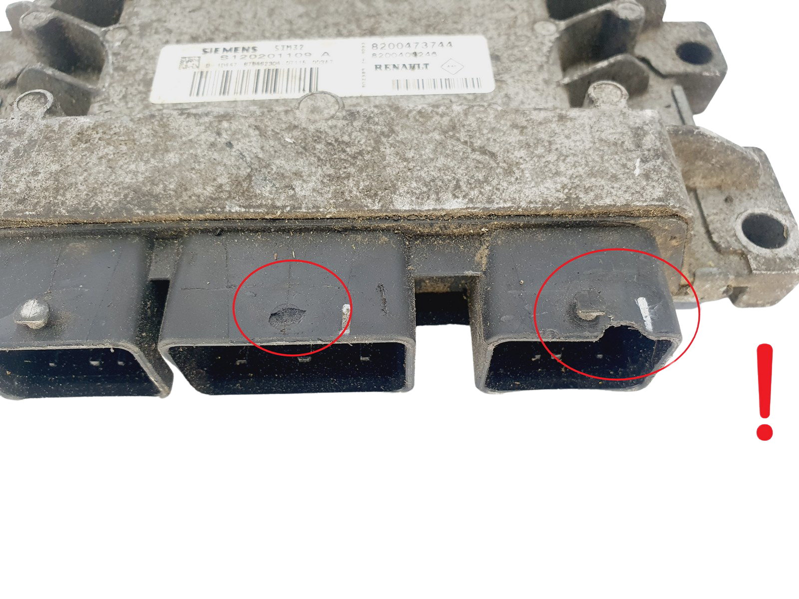 Steuergerät S120201109A 8200473744 SIM32 Renault Siemens 45572 main product photo