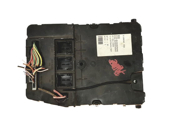 Steuergerät Renault UCH X84 N2 8200309690 S118400220D Siemens 21297 main product photo